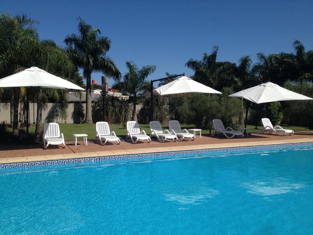 Condado Hotel Casino Santo Tome Bagian luar foto